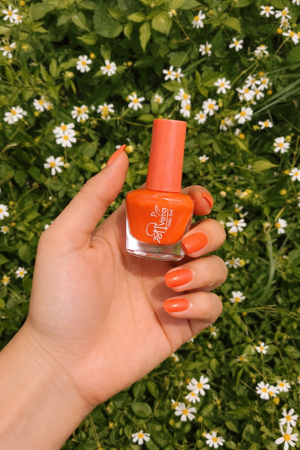 Tina 5ml Orange Nail Polish – High Gloss, Quick Dry, Chip Resistant Nail Color for Salon Finish